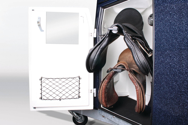 Sattelhalter für die Böckmann Pferdeanhänger.