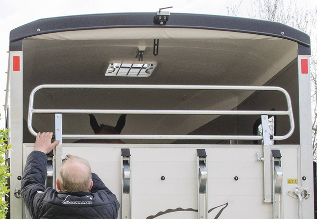 Fohlengitter für die Böckmann Pferdeanhänger.