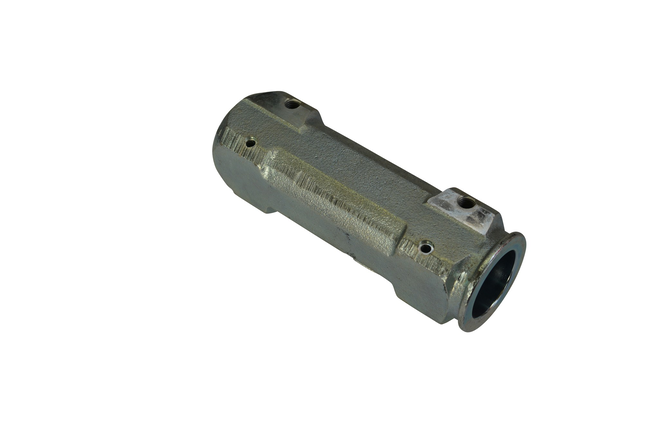 Führungslager an der Deichsel stabilisiert Böckmann Anhänger, verbessert die Lenkpräzision und reduziert Reibung deutlich.