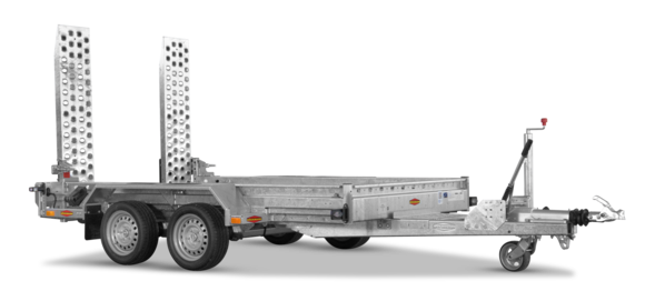 Der Böckmann Baumaschinentransporter BT-ST 3016/35.