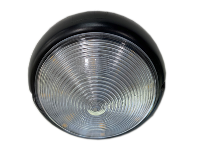 Böckmann LED-Innenleuchte für Pferdeanhänger: weiße und blaue Beleuchtung für optimale Sicht und beruhigendes Licht beim Transport.