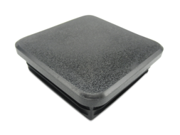 Vierkantstopfen in schwarz mit der Maße: 60 *60 *4 mm von Boeckmann