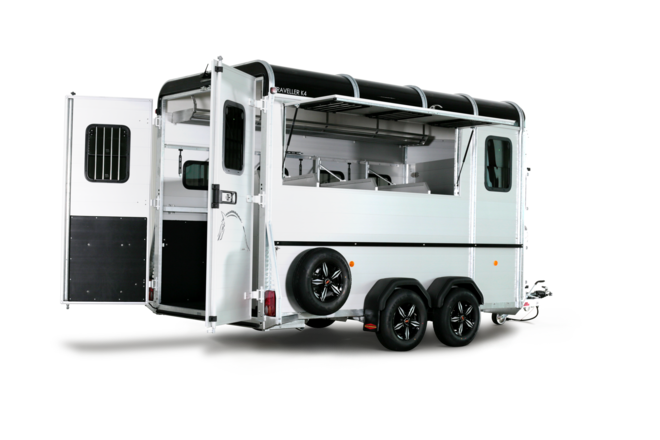 Der Pferdeanhänger Traveller K4 Big SK von Böckmann.
