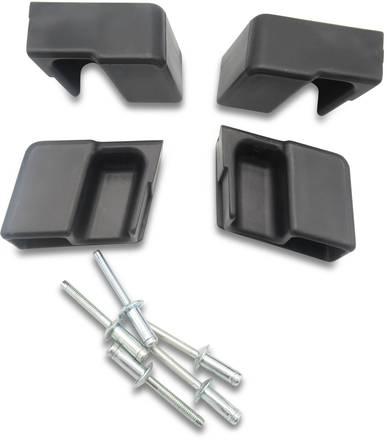 Montagematerial für Böckmann Seitenwandgalerie – ideal für Böckmann Tieflader. Enthält 4 Galeriekappen und 12 Nieten.