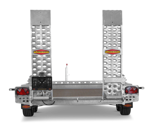 Der Böckmann Baumaschinentransporter BT-ST 3016/35.