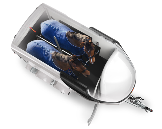 Der Pferdeanhänger Neo SKA von Böckmann.