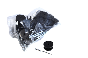 Befestigungs-Set für Containernetz – sichert Ladung auf Böckmann Aluminium-Anhängern ab 3,5 m Länge einfach und zuverlässig.